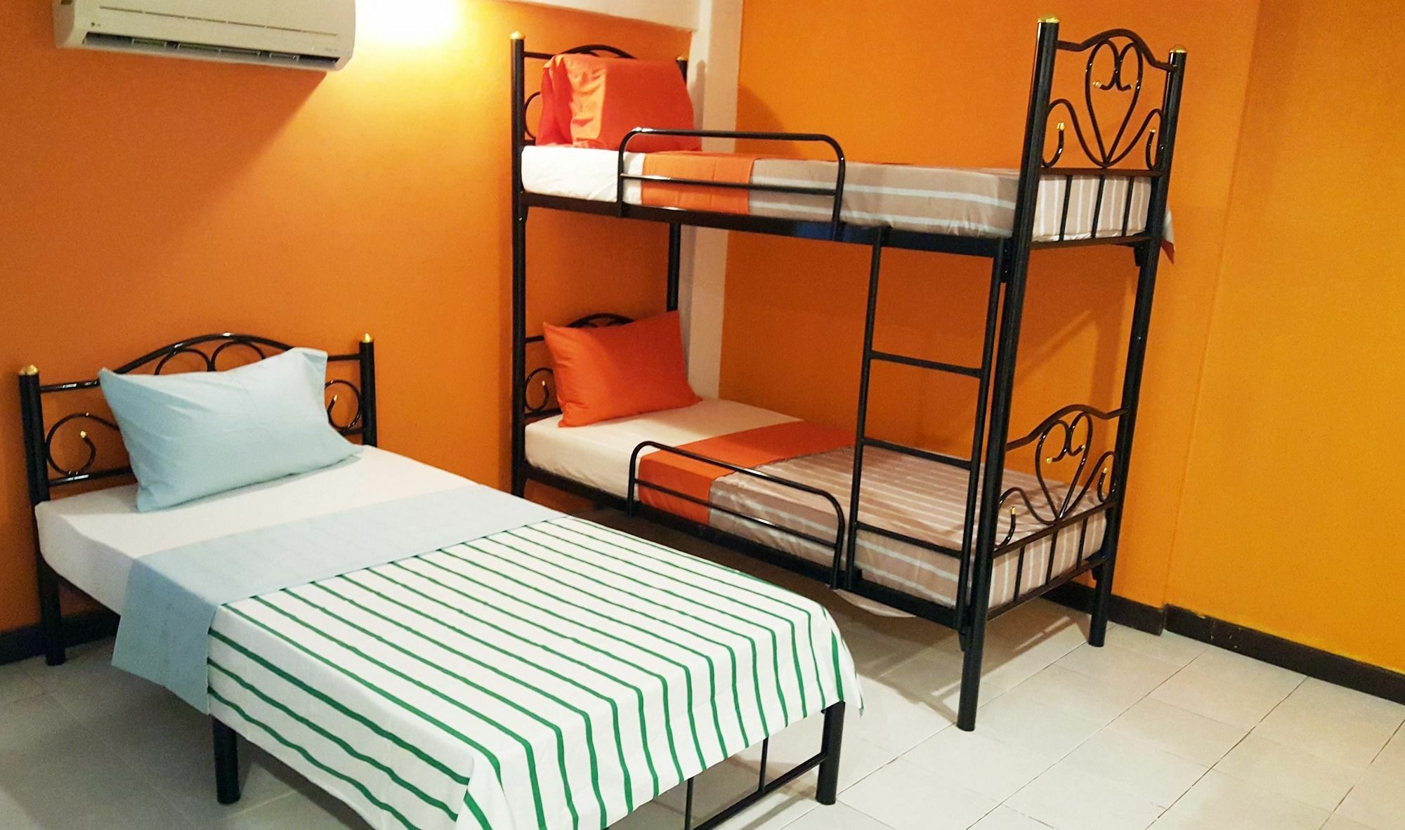 Mr.Sea In Bangkok Hostel Eksteriør bilde